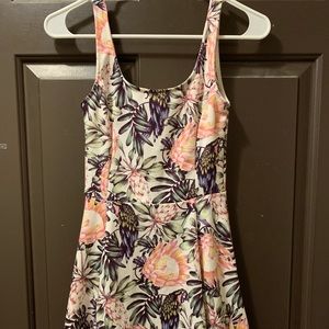 Dress with Floralish Print.